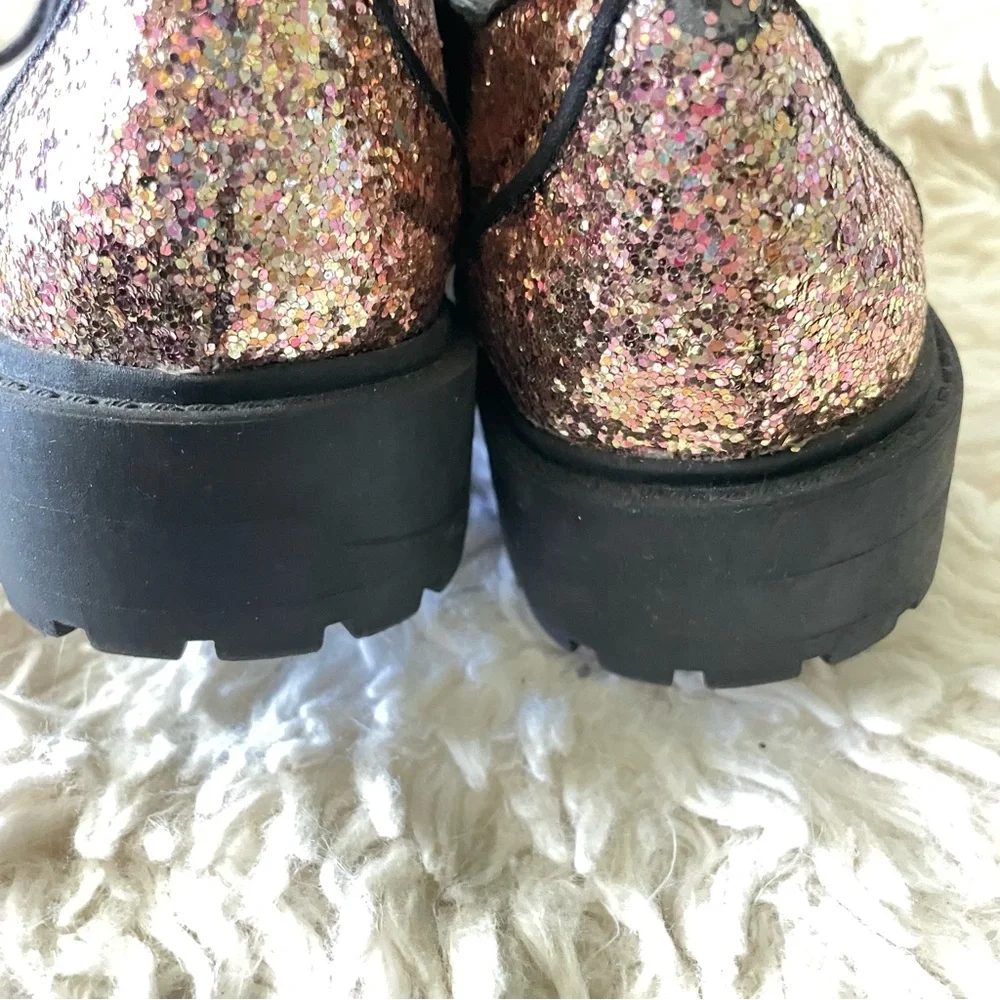 Divided Gold Glitter tie Oxford. Lug sole. Sz40 - Picture 10 of 14